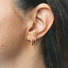 Kris Hoop Earrings - Gold