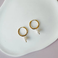 Hoop Pearl Earrings - Gold