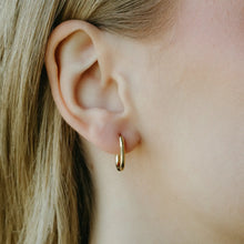Oval Hoop Earrings - Gold