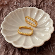 Large Prescott Ribbed Earrings - Gold