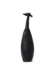 Knot Leather Shoulder Bag - Black