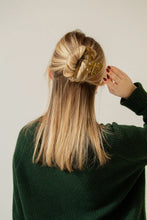 Vanya Jelly Claw Clip - Green or Grey