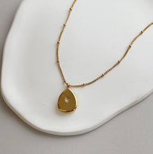 Waterdrop Pendant Necklace - Gold