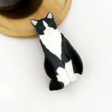 Misha Black + White Cat Claw Clip