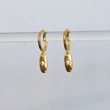 Eva Oval Dangle Earrings