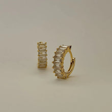 Lila Rectangle Stones Huggies - Gold